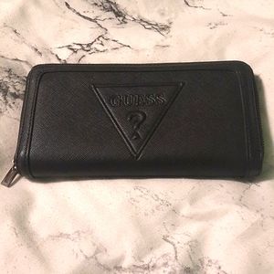 GUESS Wallet